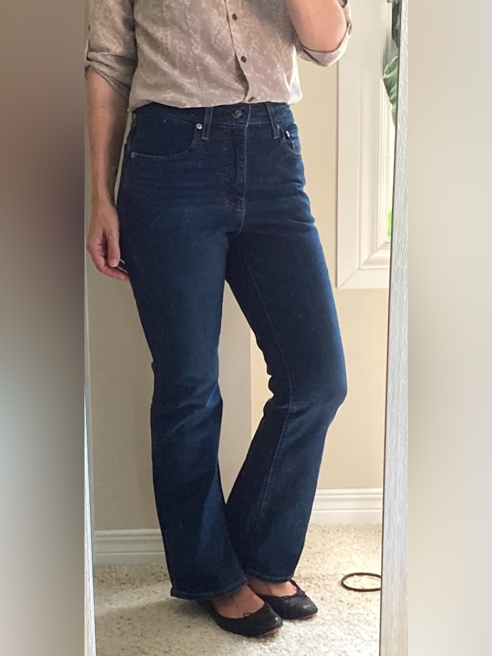 NWT Dark Wash Levi’s 725 High-Rise Bootcut, Size 27/30